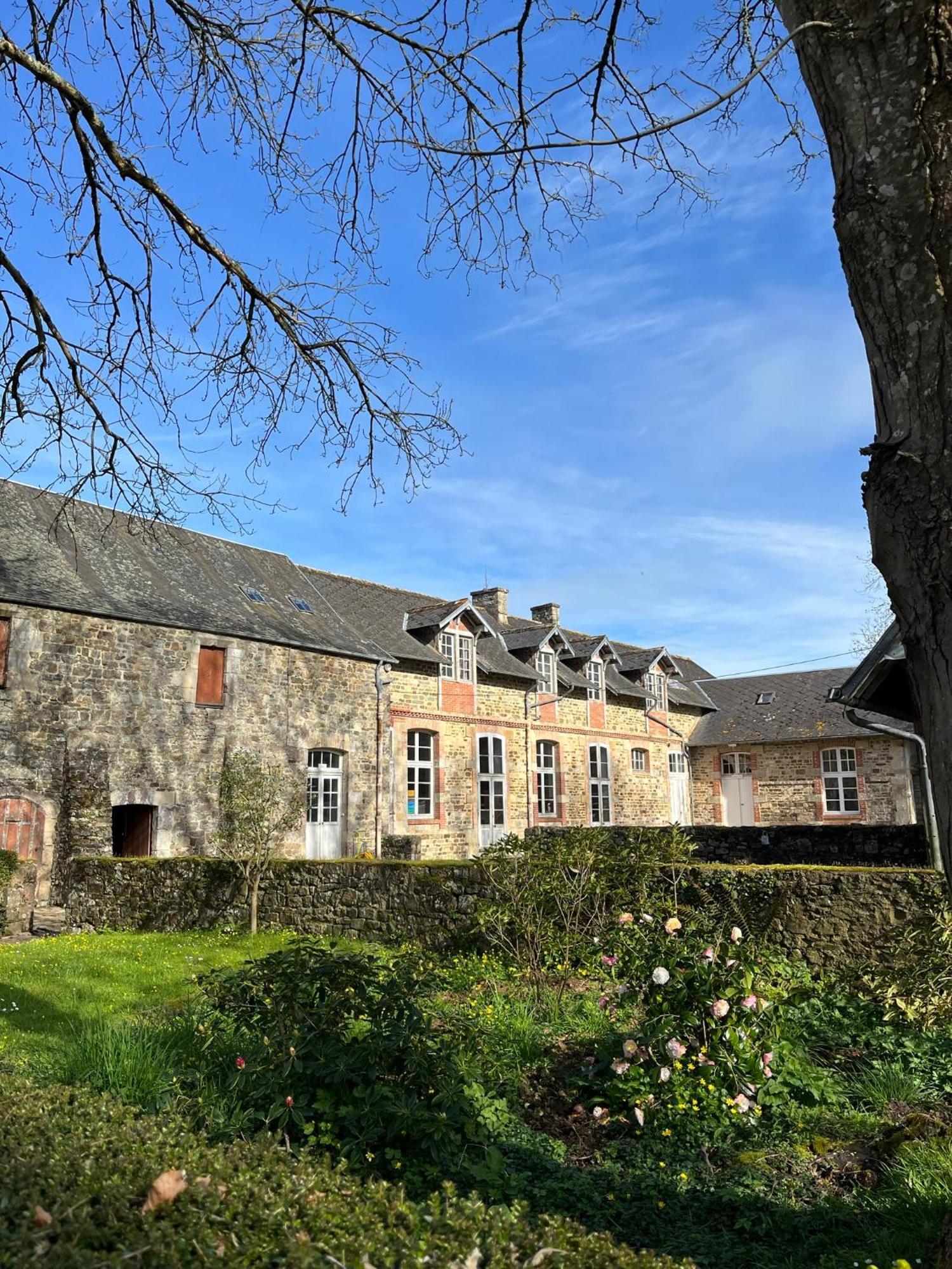 Bed and Breakfast Abbaye De Blanchelande Neufmesnil Exterior foto