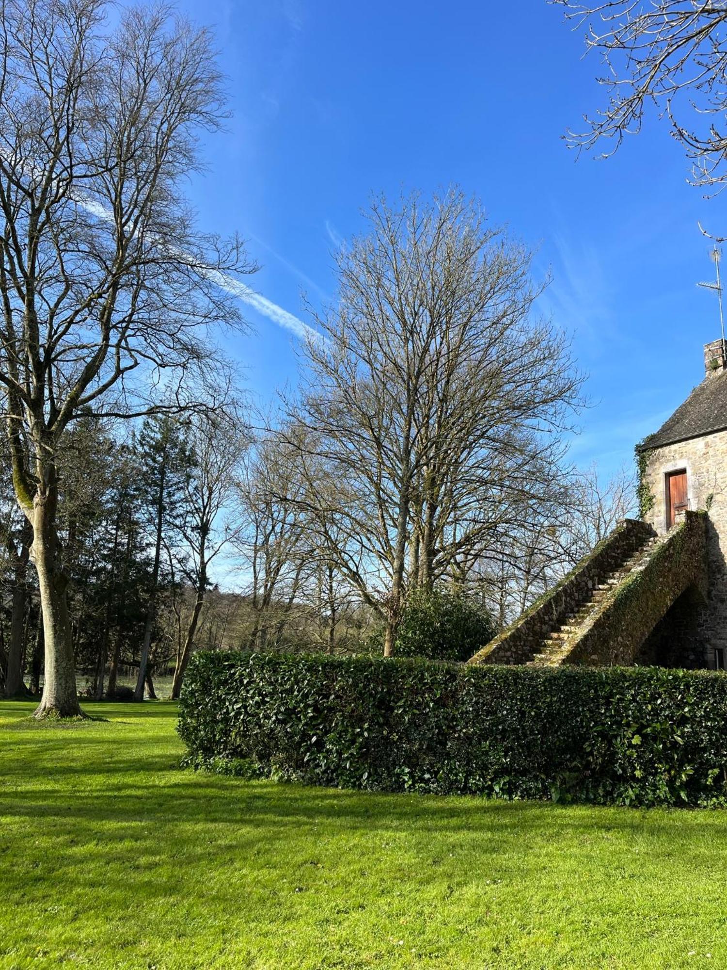Bed and Breakfast Abbaye De Blanchelande Neufmesnil Exterior foto