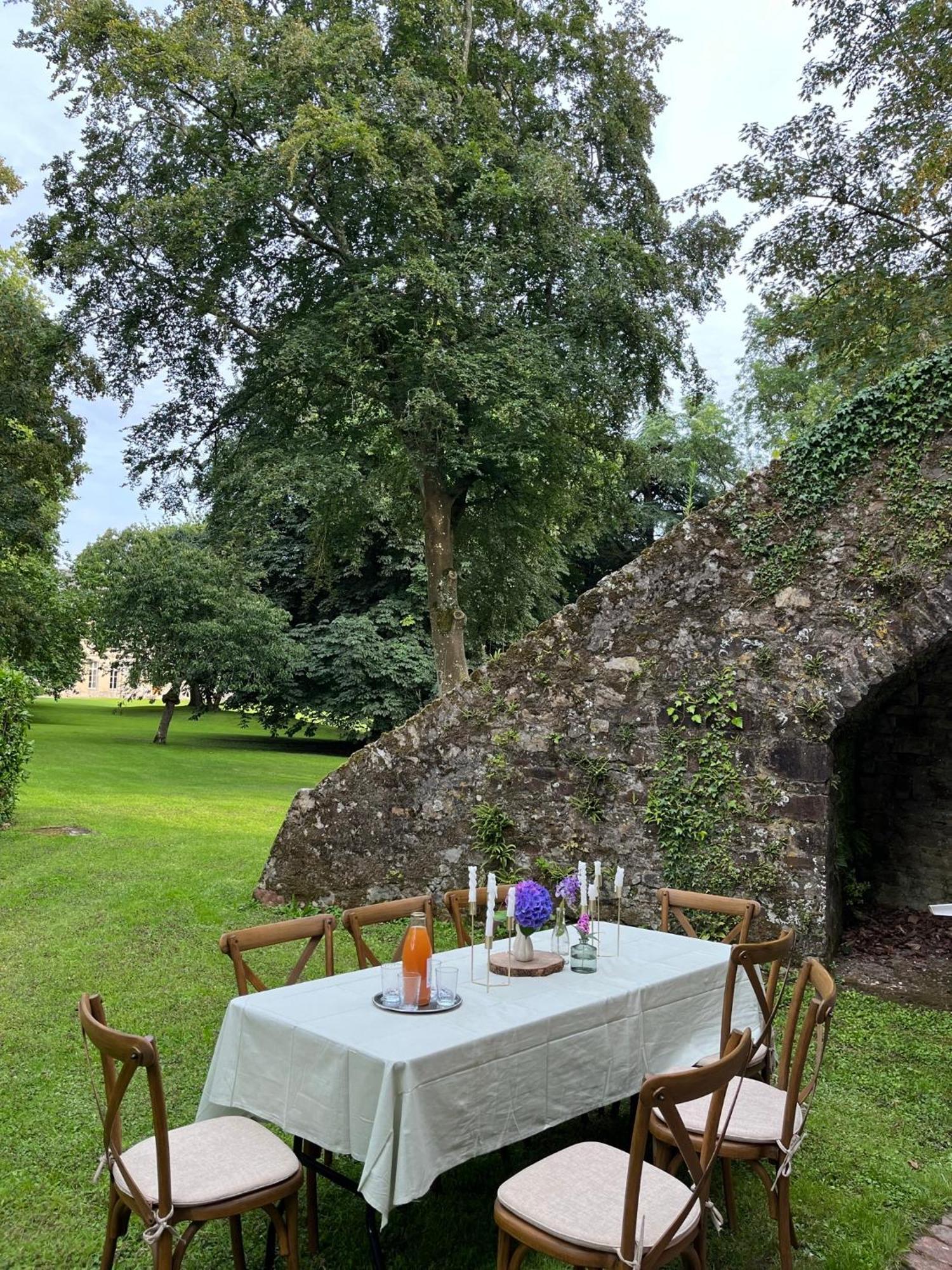 Bed and Breakfast Abbaye De Blanchelande Neufmesnil Exterior foto