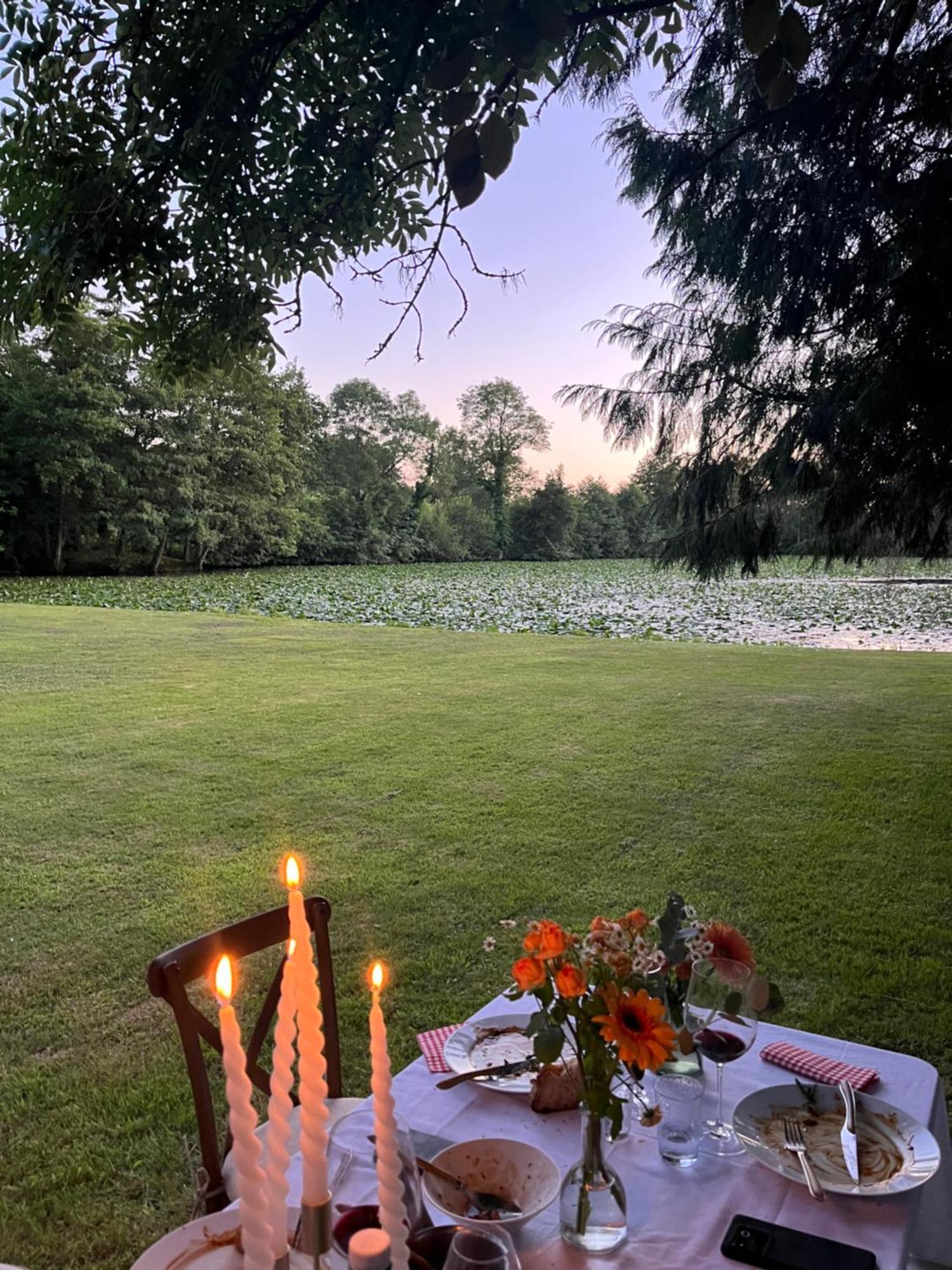 Bed and Breakfast Abbaye De Blanchelande Neufmesnil Exterior foto